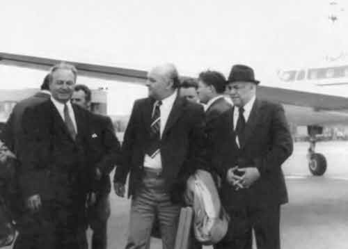 Иллюстрация к книге — Виктор Муравленко [nonjpegpng__500jpegshir34.jpg]