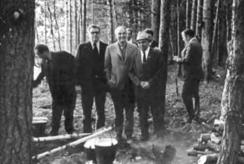 Иллюстрация к книге — Виктор Муравленко [nonjpegpng__500jpegshir43.jpg]