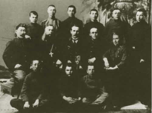 Иллюстрация к книге — Алексей Кулаковский [i_038.jpg]