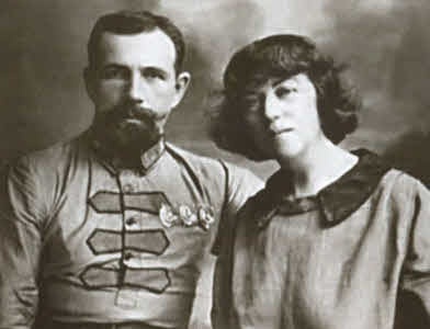 Иллюстрация к книге — Коллонтай [i_023.jpg]