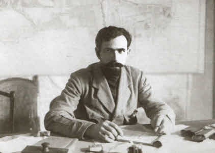 Иллюстрация к книге — Коллонтай [i_026.jpg]