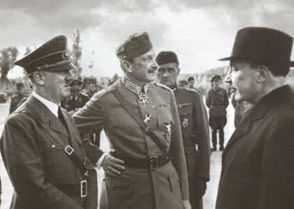 Иллюстрация к книге — Коллонтай [i_044.jpg]