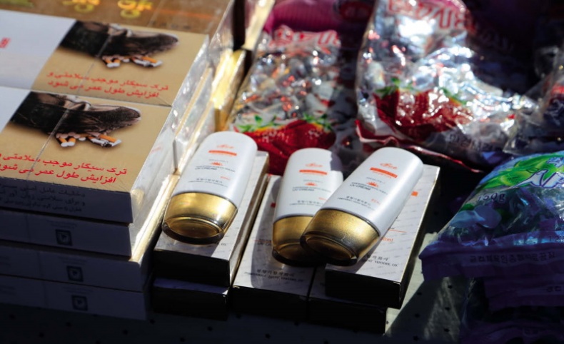 Иллюстрация к книге — Спросите у северокорейца. Бывшие граждане о жизни внутри самой закрытой страны мира [i_013.jpg]