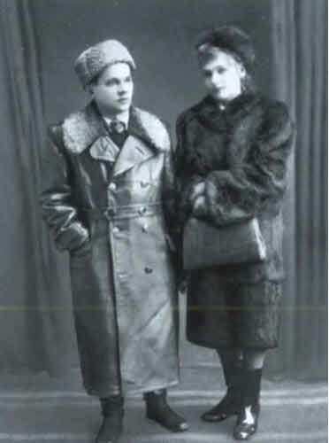 Иллюстрация к книге — Калашников [i_009.jpg]