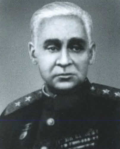 Иллюстрация к книге — Калашников [i_014.jpg]