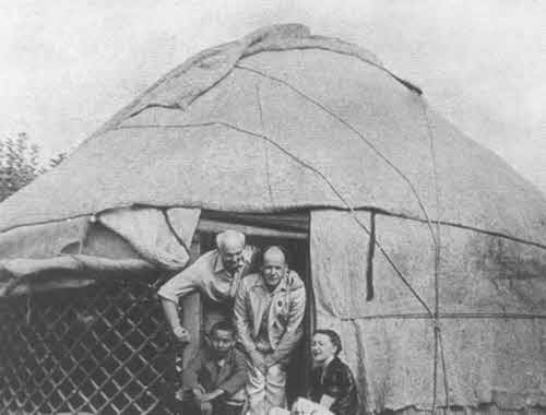 Иллюстрация к книге — Галина Уланова [i_029.jpg]