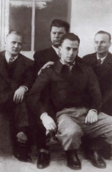 Иллюстрация к книге — Эйтингтон [i_033.jpg]