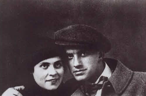 Иллюстрация к книге — Маяковский. Трагедия-буфф в шести действиях [i_027.jpg]