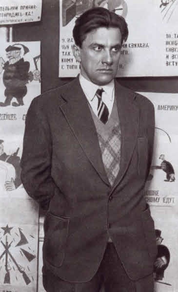 Иллюстрация к книге — Маяковский. Трагедия-буфф в шести действиях [i_037.jpg]