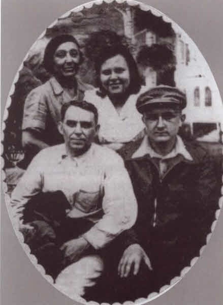 Иллюстрация к книге — Марина Цветаева. Твоя неласковая ласточка [i_043.jpg]