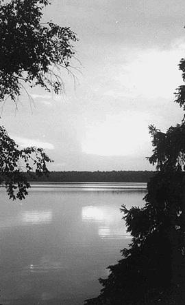 Иллюстрация к книге — Путешествие из Москвы в Ярославль. Москва – Сергиев Посад – Переславль-Залесский – Ростов Великий – Ярославль [_013.jpg]