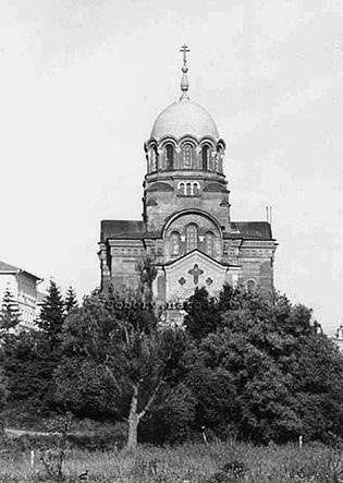 Иллюстрация к книге — Путешествие из Москвы в Ярославль. Москва – Сергиев Посад – Переславль-Залесский – Ростов Великий – Ярославль [_047.jpg]