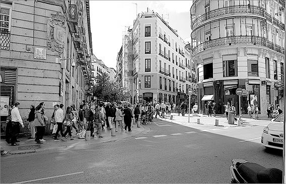 Иллюстрация к книге — Мадрид. Город солнца [_006.jpg]