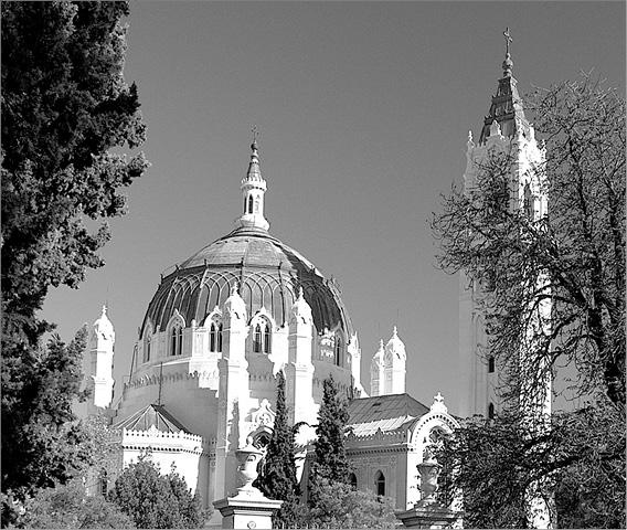 Иллюстрация к книге — Мадрид. Город солнца [_039.jpg]