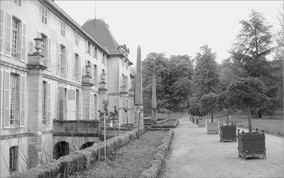 Иллюстрация к книге — Франция. Страна королей и пяти республик  [_016.jpg]