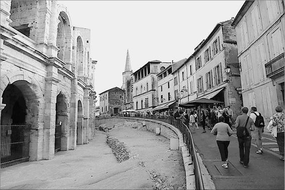 Иллюстрация к книге — Франция. Страна королей и пяти республик  [_118.jpg]