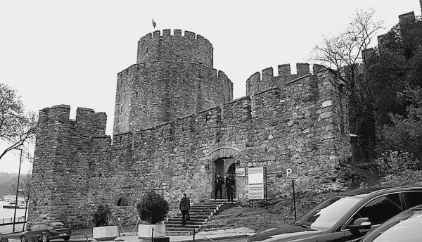 Иллюстрация к книге — Стамбул. Новый Вавилон на берегах Босфора  [_109.jpg]