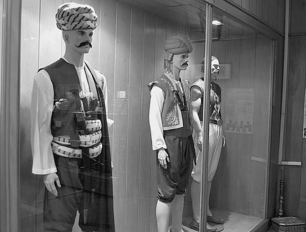 Иллюстрация к книге — Стамбул. Новый Вавилон на берегах Босфора  [_42.jpg]