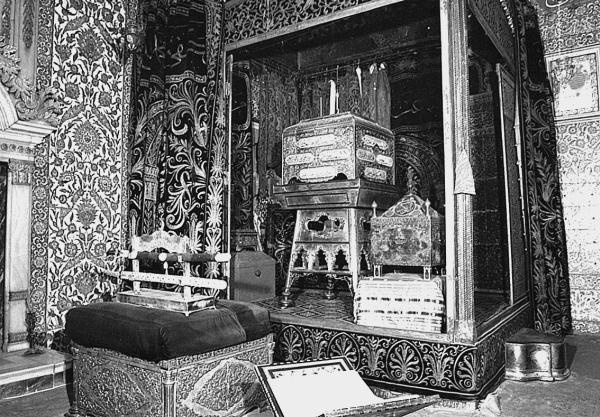 Иллюстрация к книге — Стамбул. Новый Вавилон на берегах Босфора  [_49.jpg]