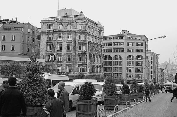 Иллюстрация к книге — Стамбул. Новый Вавилон на берегах Босфора  [_64.jpg]