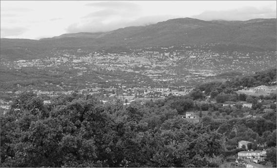 Иллюстрация к книге — Лазурный берег. Ривьеры Франции, Монако и Италии  [_026.jpg]