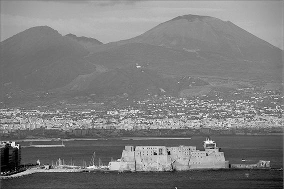 Иллюстрация к книге — Неаполитанская Ривьера. Неаполь. Капри. Искья. Прочида  [_001.jpg]