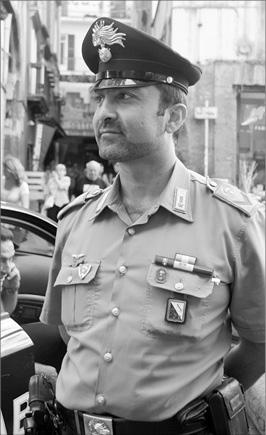 Иллюстрация к книге — Неаполитанская Ривьера. Неаполь. Капри. Искья. Прочида  [_023.jpg]