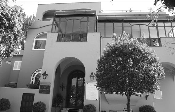 Иллюстрация к книге — Неаполитанская Ривьера. Неаполь. Капри. Искья. Прочида  [_309.jpg]