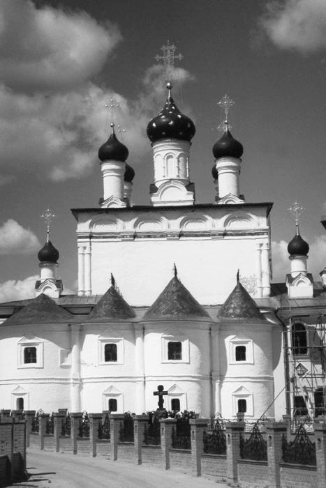 Иллюстрация к книге — Монастыри Подмосковья [_078.jpg]