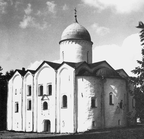 Иллюстрация к книге — Новгородская земля. Природа. Люди. История. Хозяйство [_062.jpg]