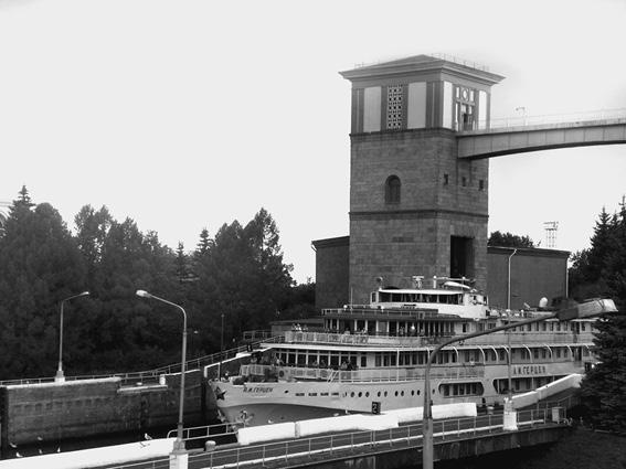 Иллюстрация к книге — Подмосковье. Природа. История. Экономика. Культура. Достопримечательности. Религиозные центры  [_003.jpg]