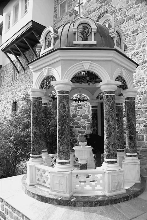 Иллюстрация к книге — Святой Афон. Удел Богородицы  [_062.jpg]