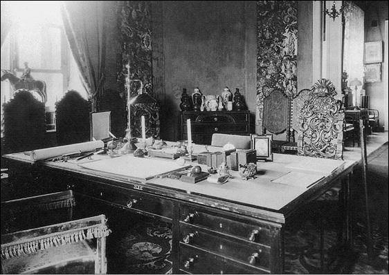 Иллюстрация к книге — Пригороды Санкт-Петербурга. От Петергофа до Гатчины  [_053.jpg]