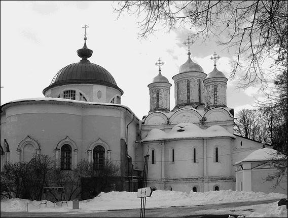 Иллюстрация к книге — Ярославская земля. Природа. История. Экономика. Культура. Достопримечательности. Религиозные центры  [_018.jpg]