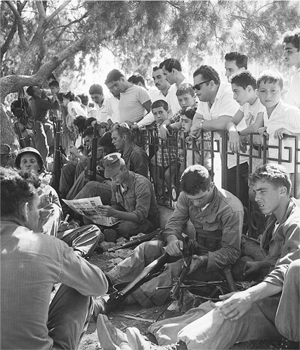 Иллюстрация к книге — Арабы. История. XVI–XXI вв. [i_018.jpg]