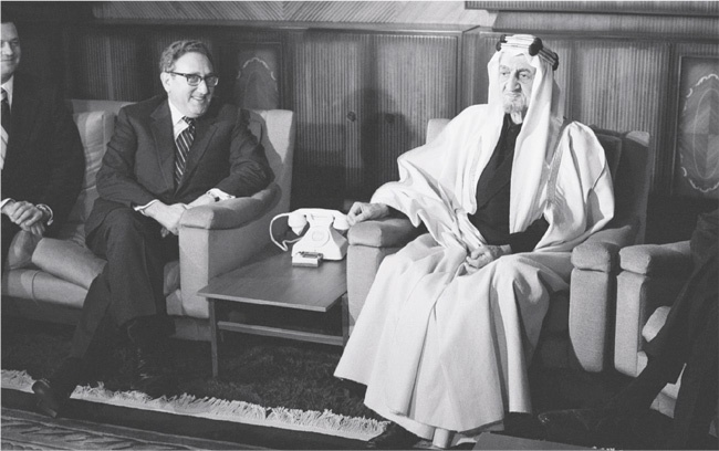 Иллюстрация к книге — Арабы. История. XVI–XXI вв. [i_043.jpg]