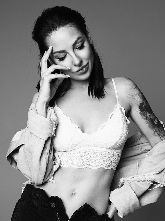 Иллюстрация к книге — 1000 и 1 день без секса. Белая книга. Чем занималась я, пока вы занимались сексом [_3.jpg]