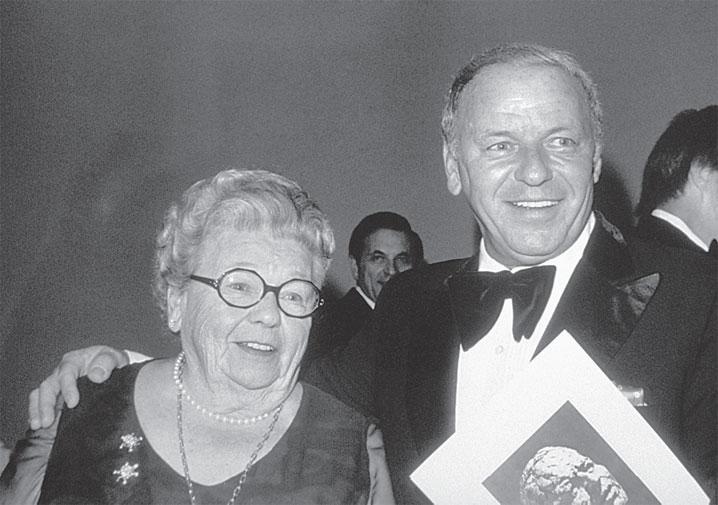 Иллюстрация к книге — Фрэнк Синатра. «Я делал все по-своему» [_43.jpg]