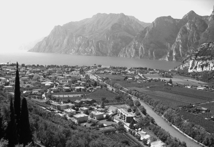 Иллюстрация к книге — Италия. Страна моря и солнца  [i_158.jpg]