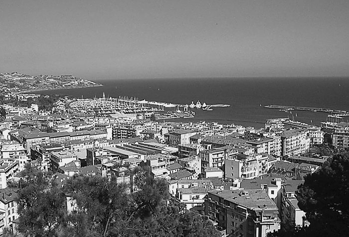 Иллюстрация к книге — Италия. Страна моря и солнца  [i_187.jpg]