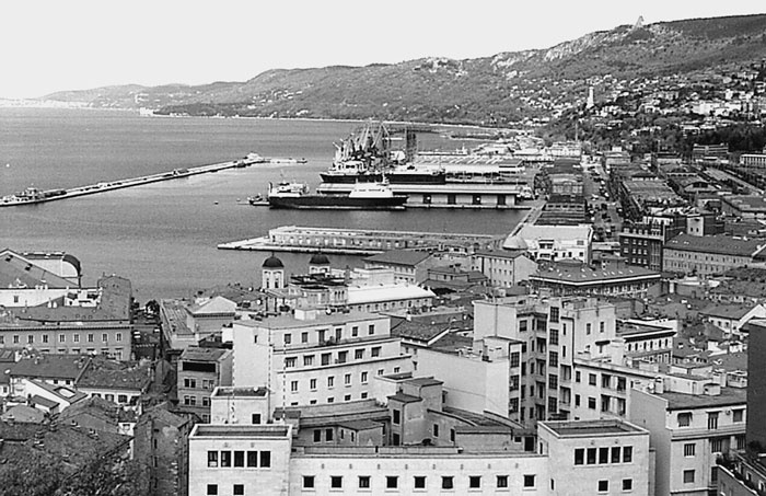 Иллюстрация к книге — Италия. Страна моря и солнца  [i_249.jpg]