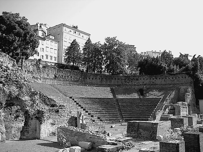 Иллюстрация к книге — Италия. Страна моря и солнца  [i_250.jpg]