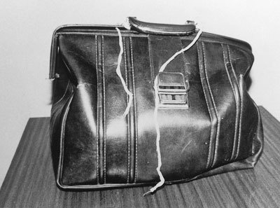 Иллюстрация к книге — 25 историй серийных убийц [i_008.jpg]