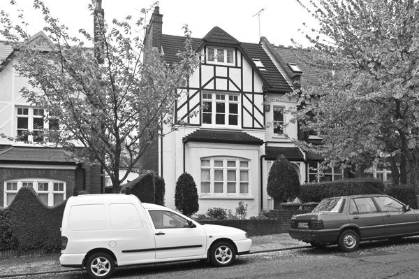 Иллюстрация к книге — 25 историй серийных убийц [i_054.jpg]