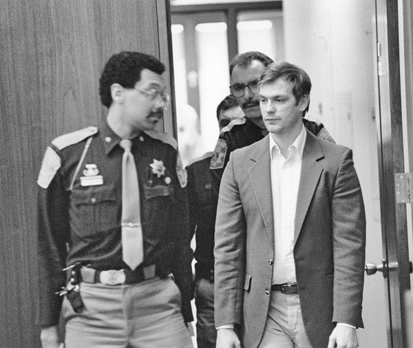 Иллюстрация к книге — 25 историй серийных убийц [i_066.jpg]