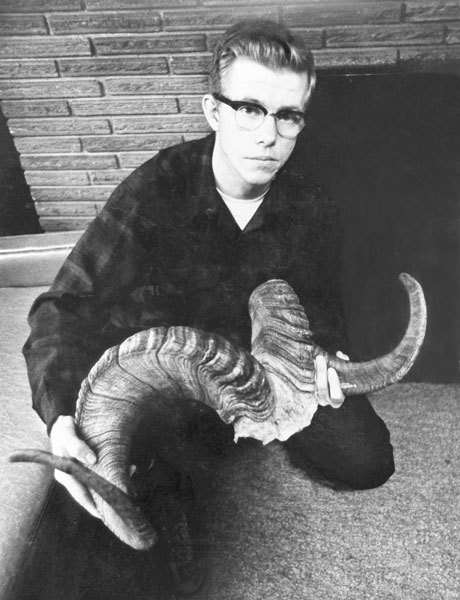 Иллюстрация к книге — 25 историй серийных убийц [i_080.jpg]