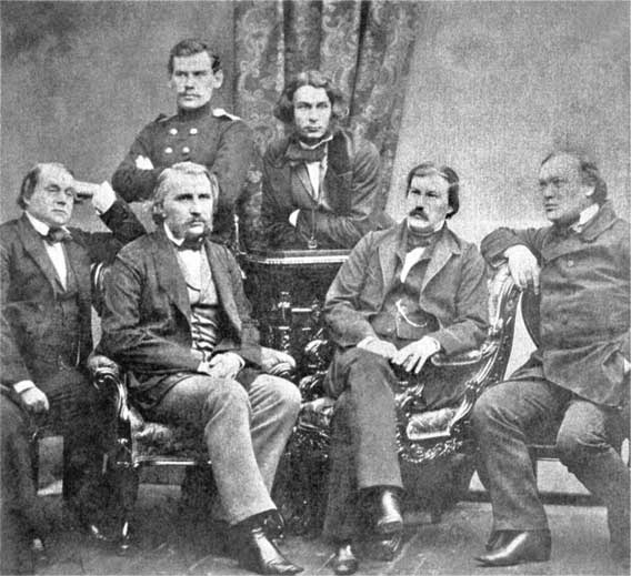 Иллюстрация к книге — Мой муж – Федор Достоевский. Жизнь в тени гения [i_027.jpg]