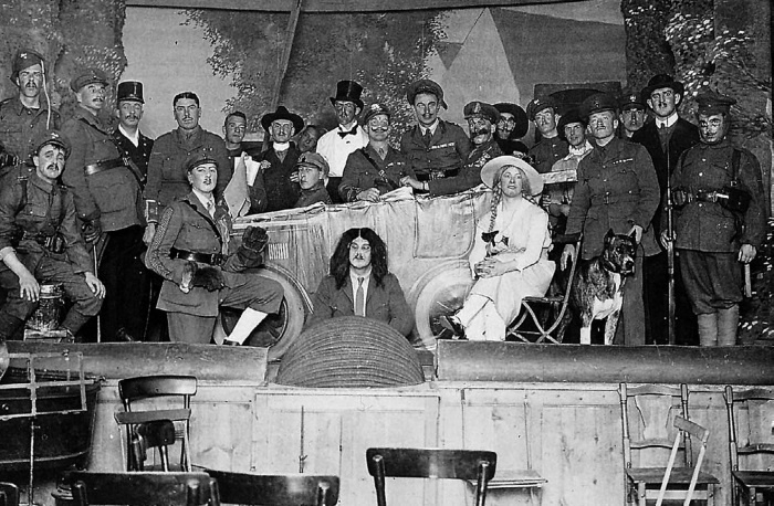 Иллюстрация к книге — Горечь войны [i_104.jpg]