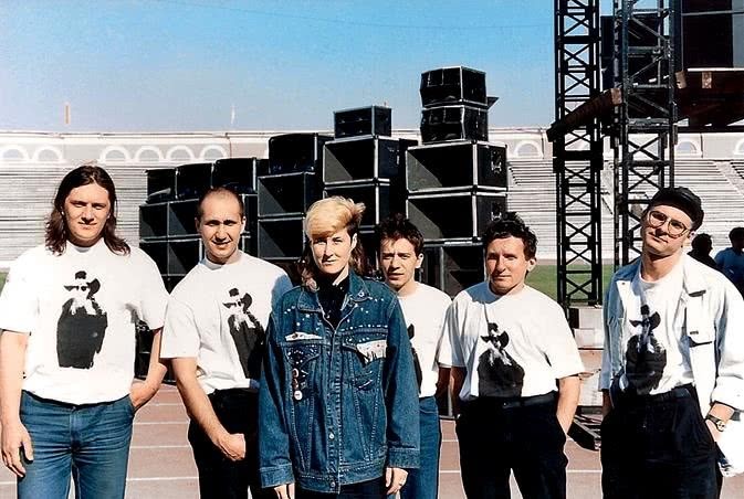 Иллюстрация к книге — Стингрей в Зазеркалье [i_009.jpg]