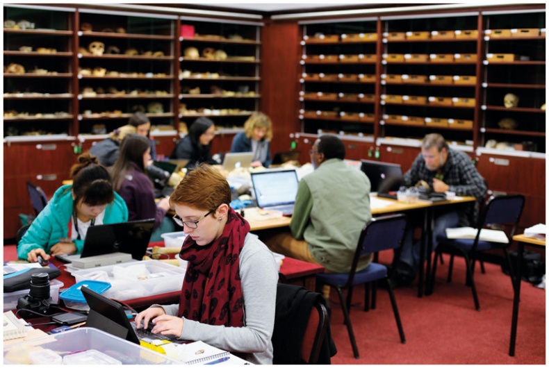 Иллюстрация к книге — Почти человек [i_048.jpg]